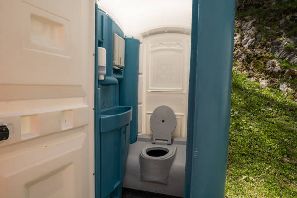 Best VIP or Luxury Restroom Trailers  in North Bonneville, WA